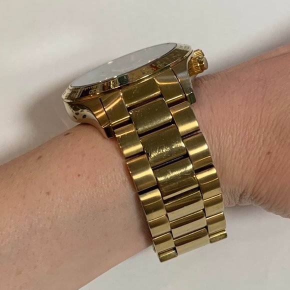 Gold Michael Kors watch - Picture 10 of 11